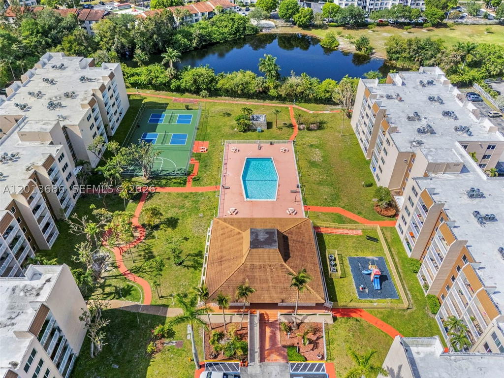 Real estate property located at 6950 Miami Gardens Dr #2-506, Miami-dade, Coral Gate East Condo, Hialeah, FL