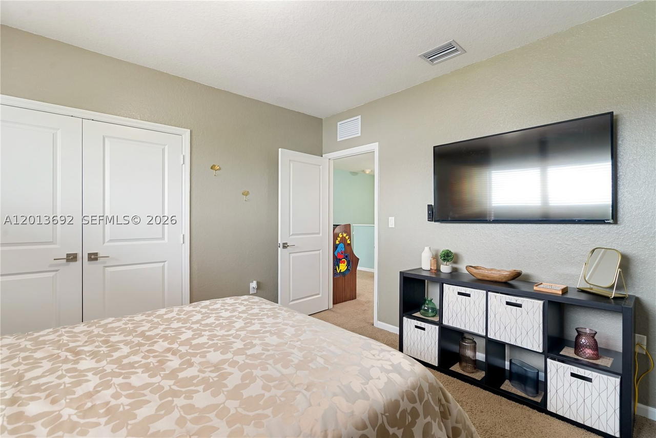 Real estate property located at 13211 272nd Ln, Miami-dade, A H At Turnpike South Sec, Homestead, FL