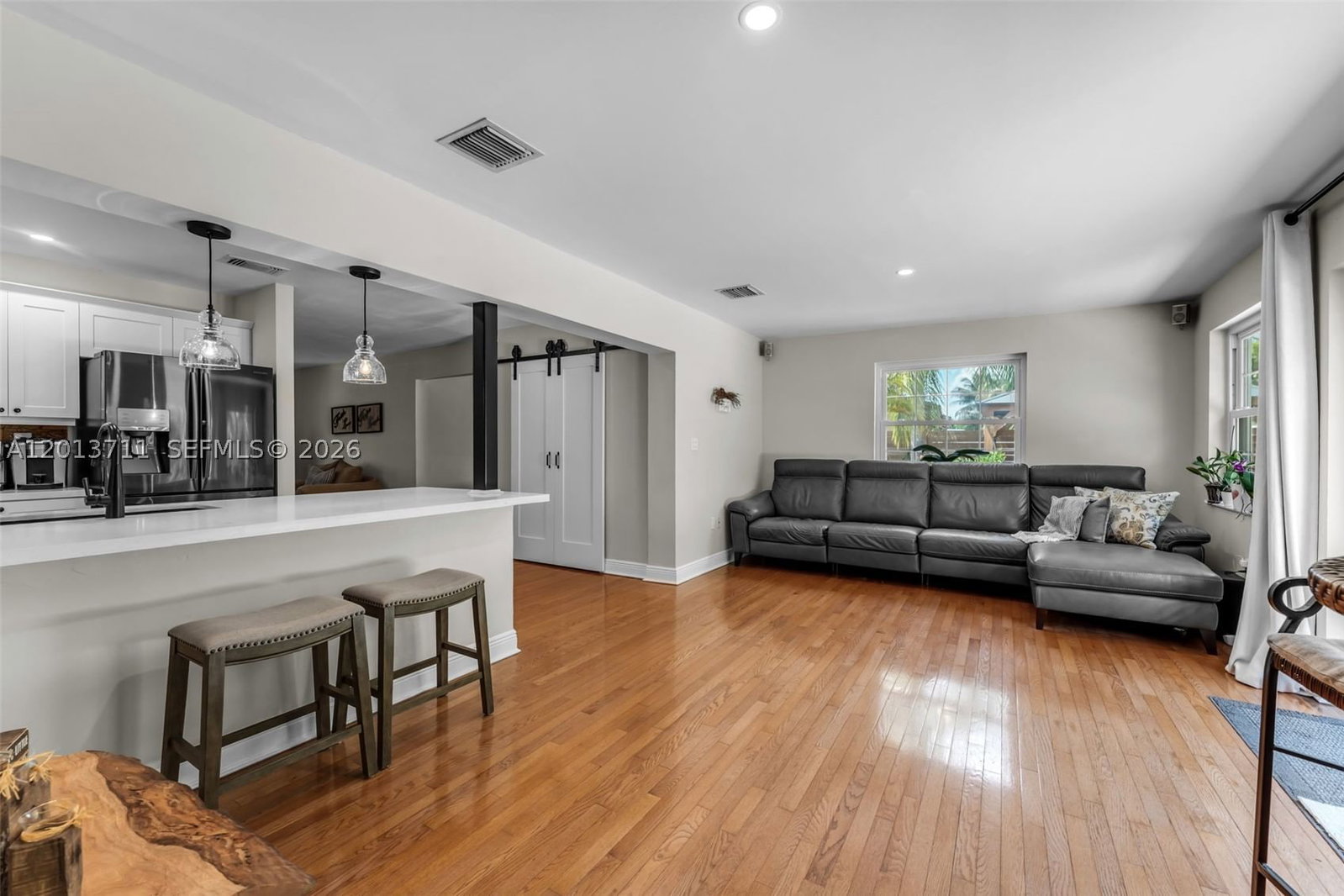 Real estate property located at 6651 148th Court, Miami-dade, Westwind Lakes Sec 2, Miami, FL