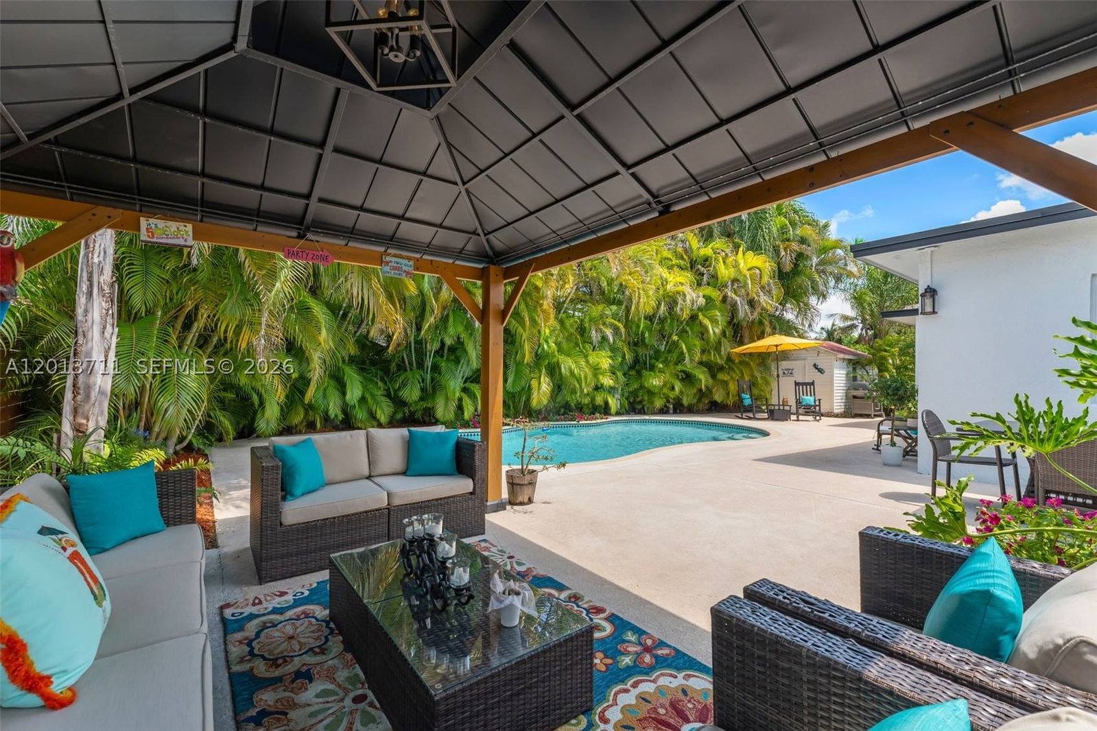 Real estate property located at 6651 148th Court, Miami-dade, Westwind Lakes Sec 2, Miami, FL