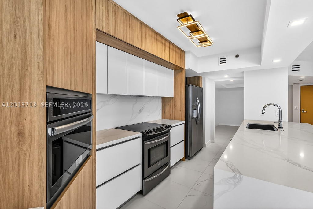 Real estate property located at 16445 Collins Ave #922, Miami-dade, Oceania Ii Condo, Sunny Isles Beach, FL