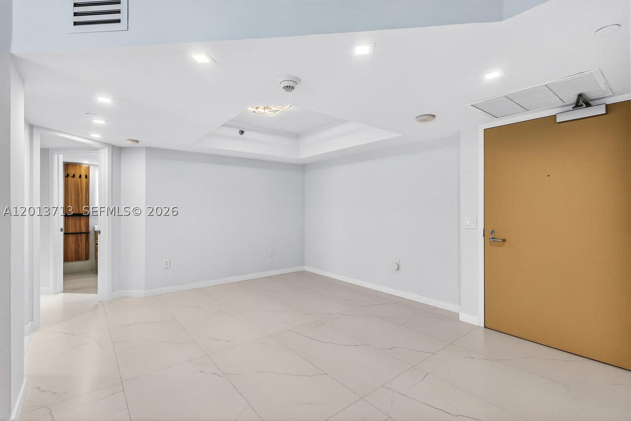 Real estate property located at 16445 Collins Ave #922, Miami-dade, Oceania Ii Condo, Sunny Isles Beach, FL