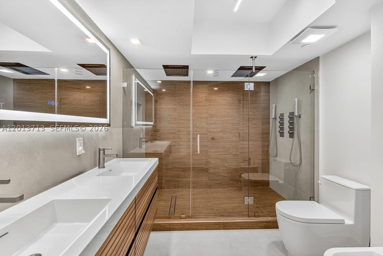 Real estate property located at 16445 Collins Ave #922, Miami-dade, Oceania Ii Condo, Sunny Isles Beach, FL