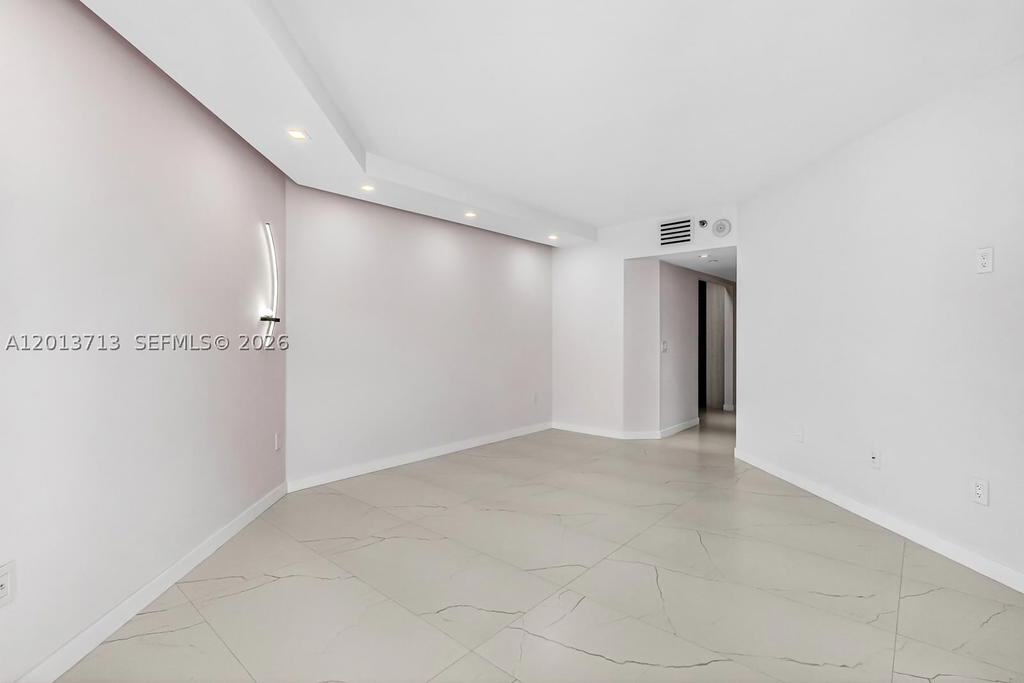 Real estate property located at 16445 Collins Ave #922, Miami-dade, Oceania Ii Condo, Sunny Isles Beach, FL