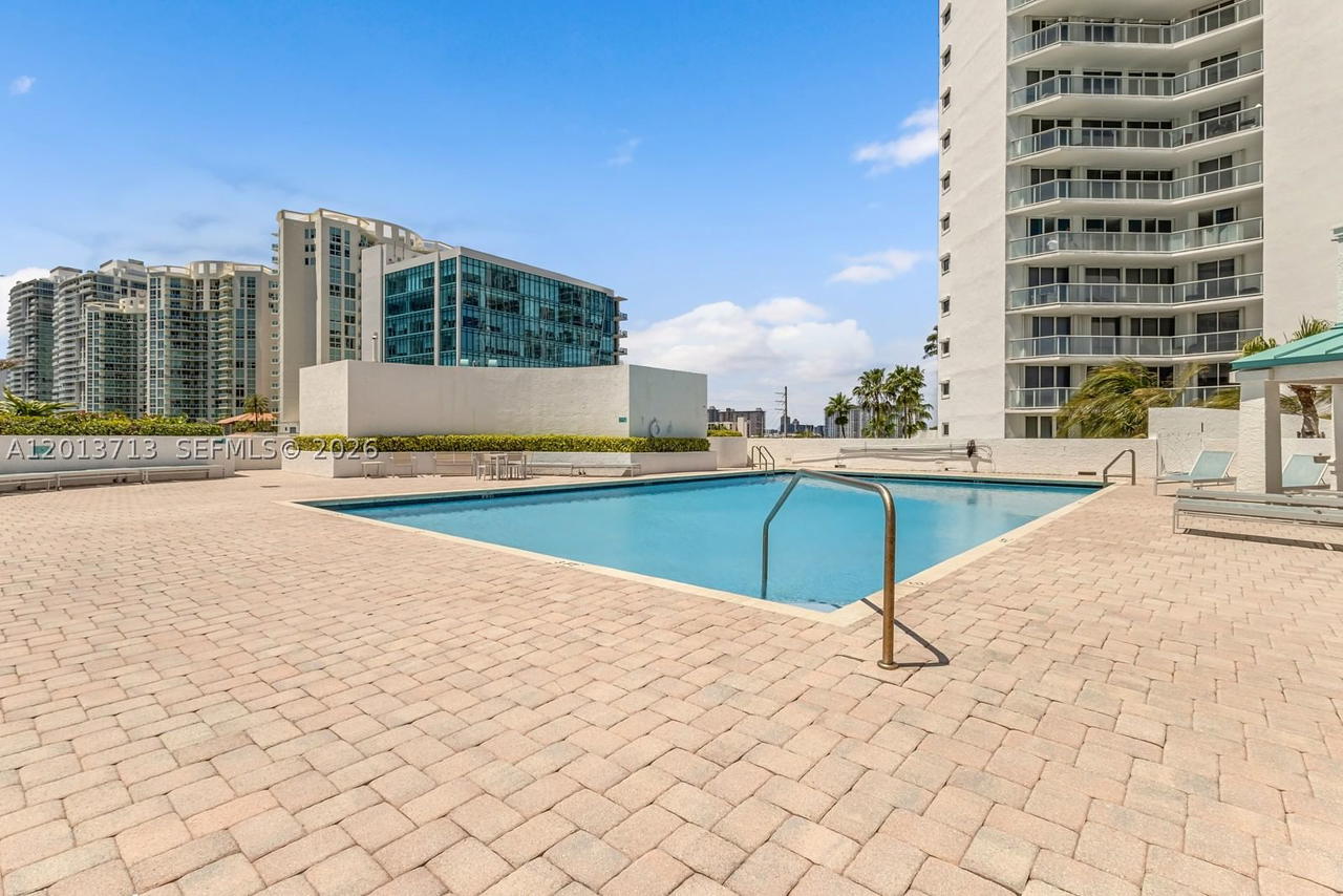 Real estate property located at 16445 Collins Ave #922, Miami-dade, Oceania Ii Condo, Sunny Isles Beach, FL