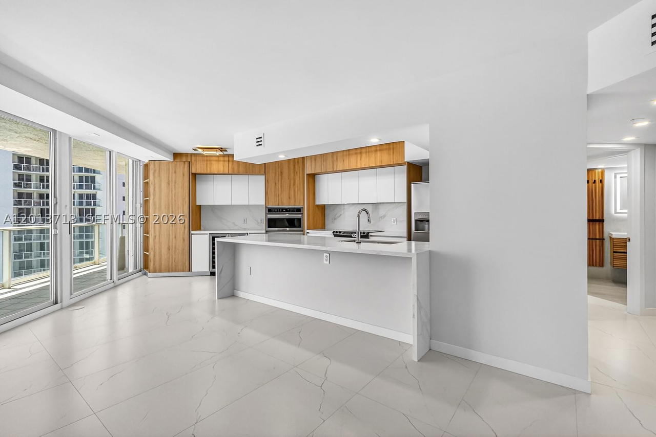 Real estate property located at 16445 Collins Ave #922, Miami-dade, Oceania Ii Condo, Sunny Isles Beach, FL