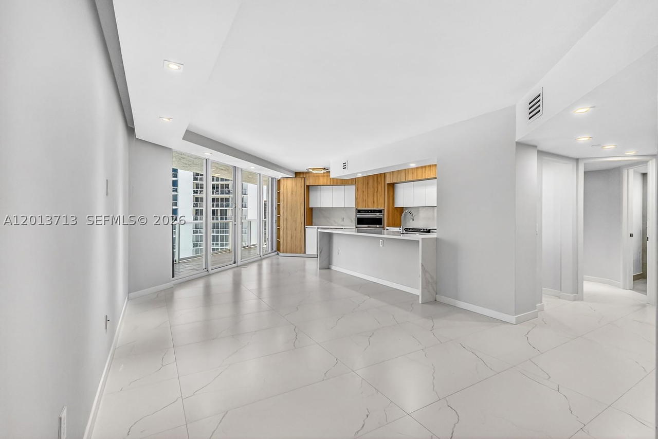 Real estate property located at 16445 Collins Ave #922, Miami-dade, Oceania Ii Condo, Sunny Isles Beach, FL