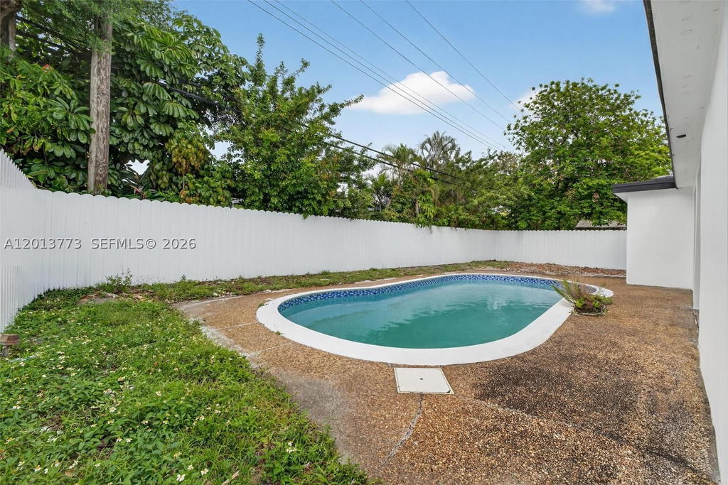 Real estate property located at 7311 Fairway Blvd, Broward, Miramar Park Fourth Add, Miramar, FL