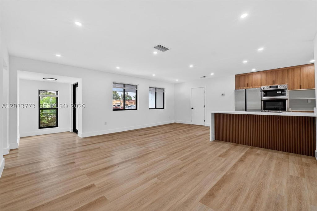 Real estate property located at 7311 Fairway Blvd, Broward, Miramar Park Fourth Add, Miramar, FL