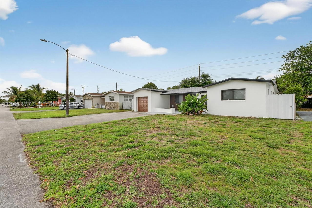 Real estate property located at 7311 Fairway Blvd, Broward, Miramar Park Fourth Add, Miramar, FL