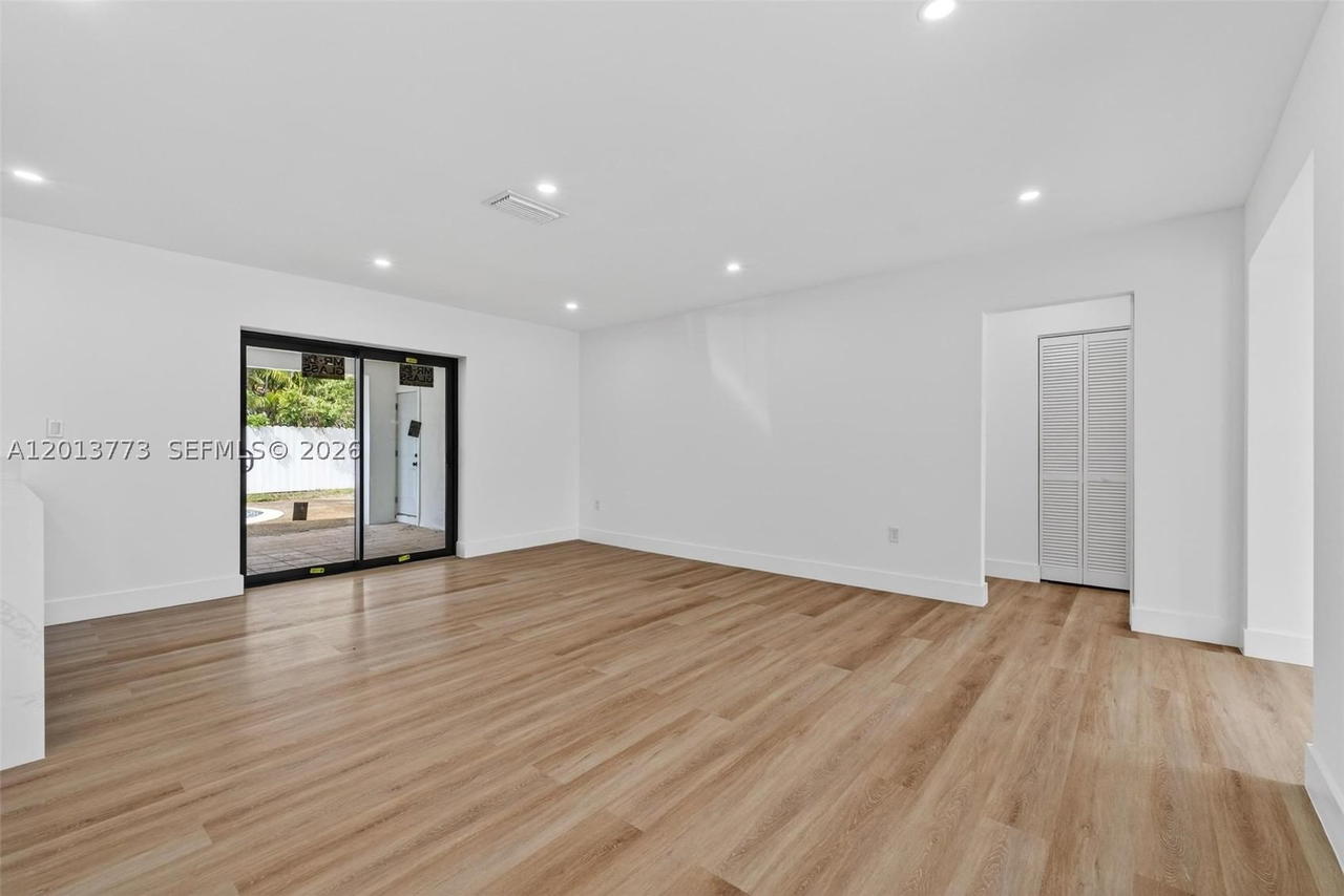 Real estate property located at 7311 Fairway Blvd, Broward, Miramar Park Fourth Add, Miramar, FL
