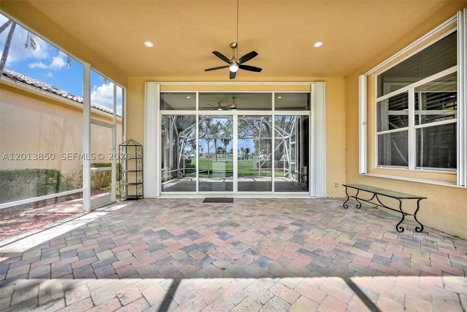 Real estate property located at 2468 Bay Isle Court, Broward, Sector 7 - Parcels F G H, Weston, FL