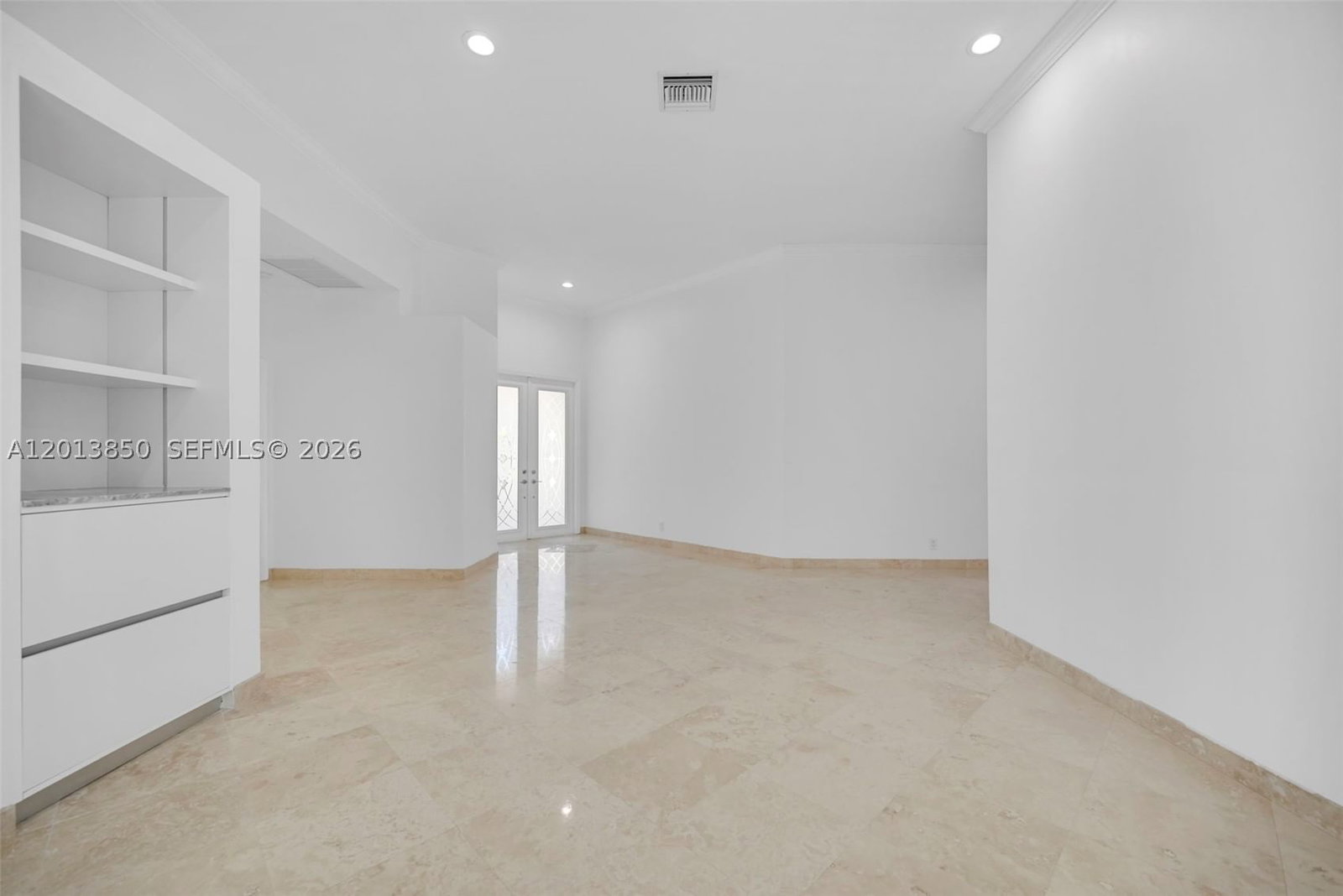 Real estate property located at 2468 Bay Isle Court, Broward, Sector 7 - Parcels F G H, Weston, FL