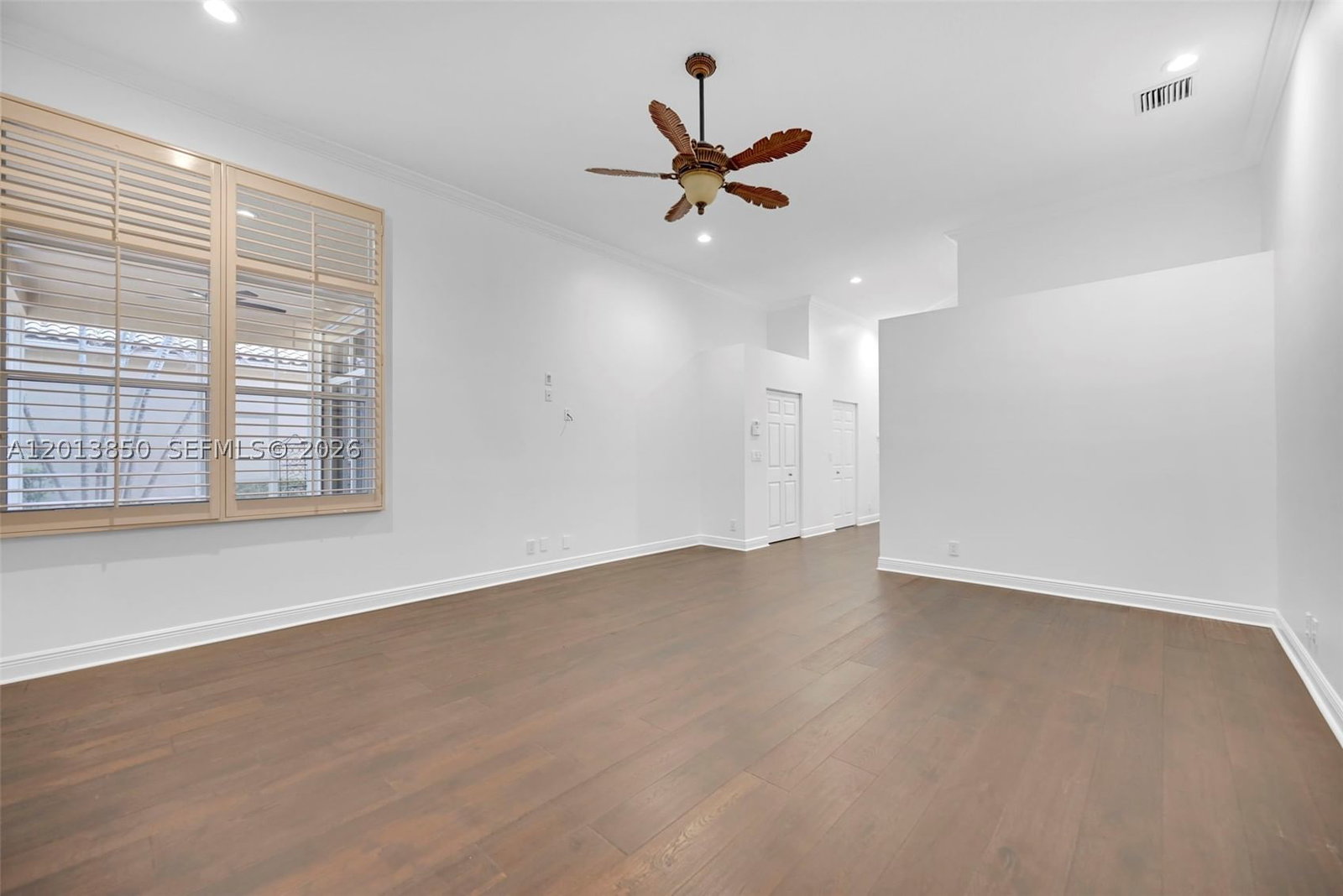 Real estate property located at 2468 Bay Isle Court, Broward, Sector 7 - Parcels F G H, Weston, FL