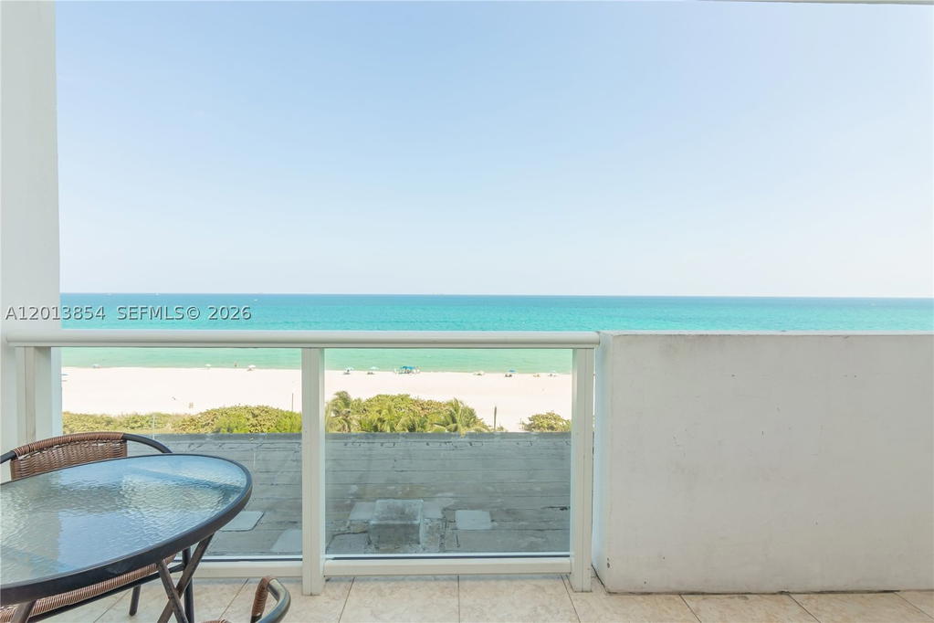 Real estate property located at 5445 Collins Ave #627, Miami-dade, Castle Beach Club Condo, Miami Beach, FL
