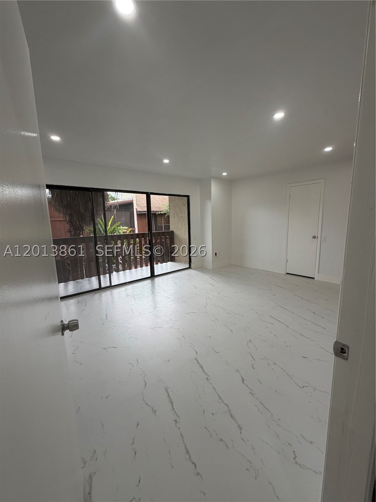 Real estate property located at 7024 114th Pl A-52, Miami-dade, Snapper Village Ph 2 Sec, Miami, FL