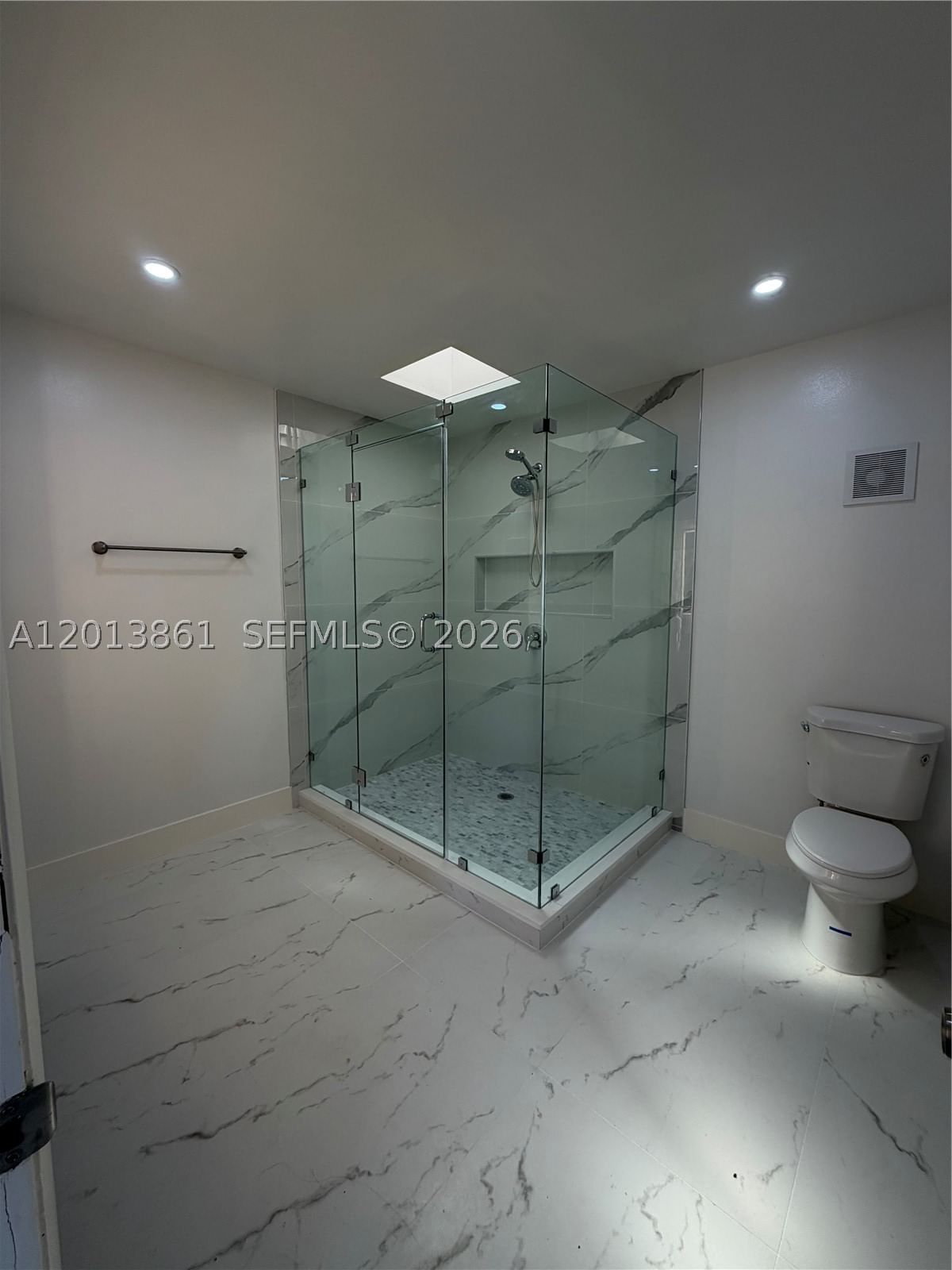 Real estate property located at 7024 114th Pl A-52, Miami-dade, Snapper Village Ph 2 Sec, Miami, FL