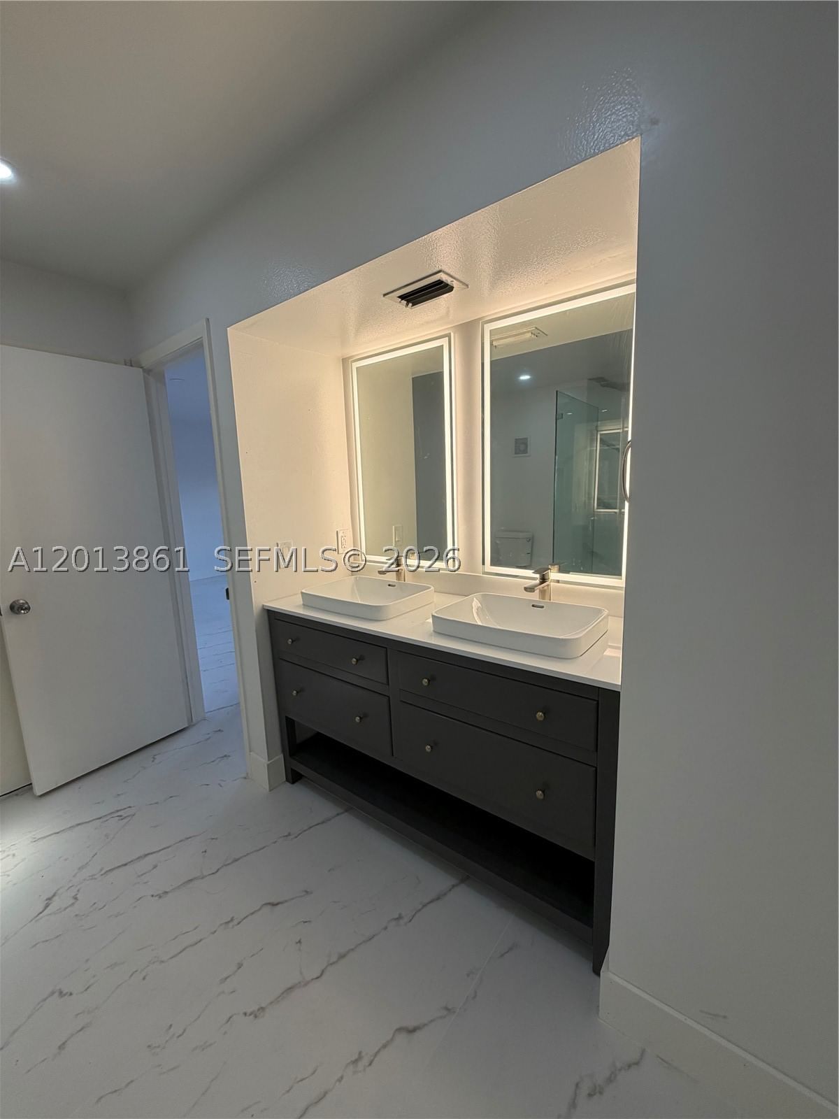 Real estate property located at 7024 114th Pl A-52, Miami-dade, Snapper Village Ph 2 Sec, Miami, FL