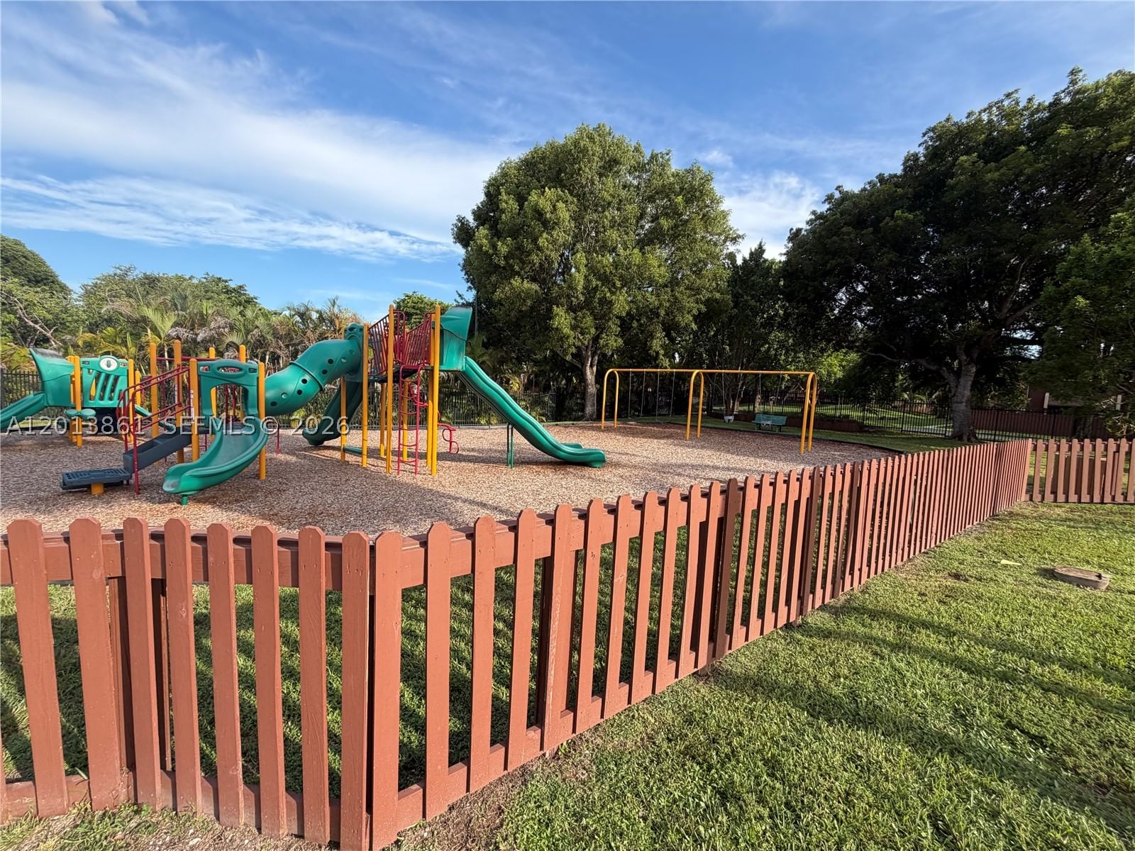 Real estate property located at 7024 114th Pl A-52, Miami-dade, Snapper Village Ph 2 Sec, Miami, FL