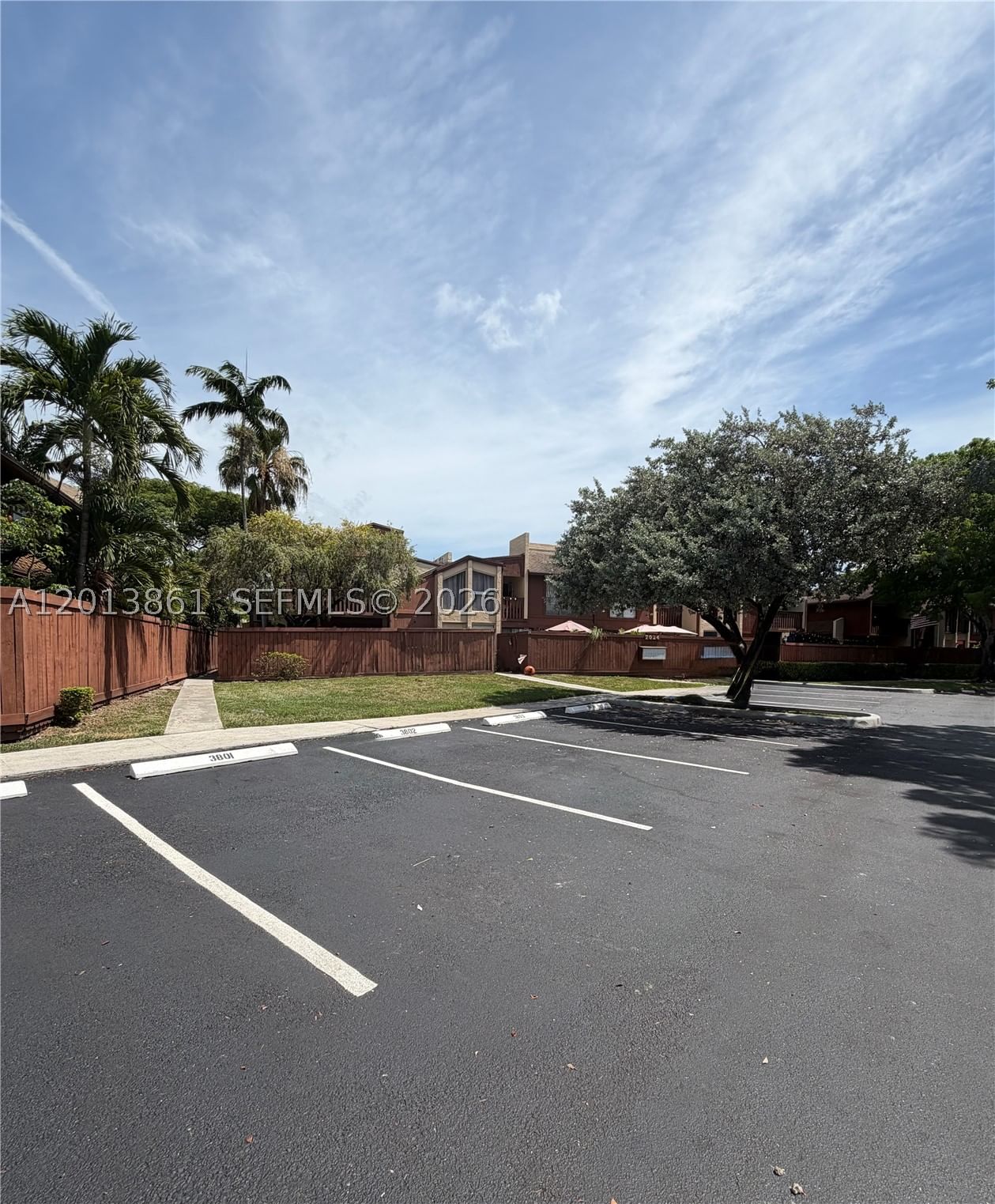 Real estate property located at 7024 114th Pl A-52, Miami-dade, Snapper Village Ph 2 Sec, Miami, FL