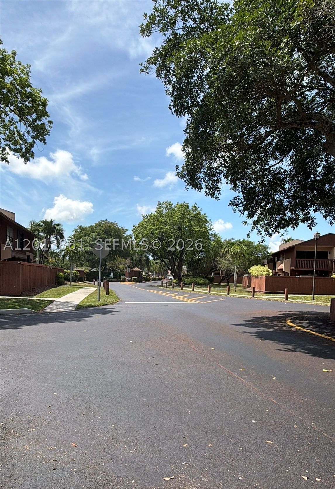 Real estate property located at 7024 114th Pl A-52, Miami-dade, Snapper Village Ph 2 Sec, Miami, FL