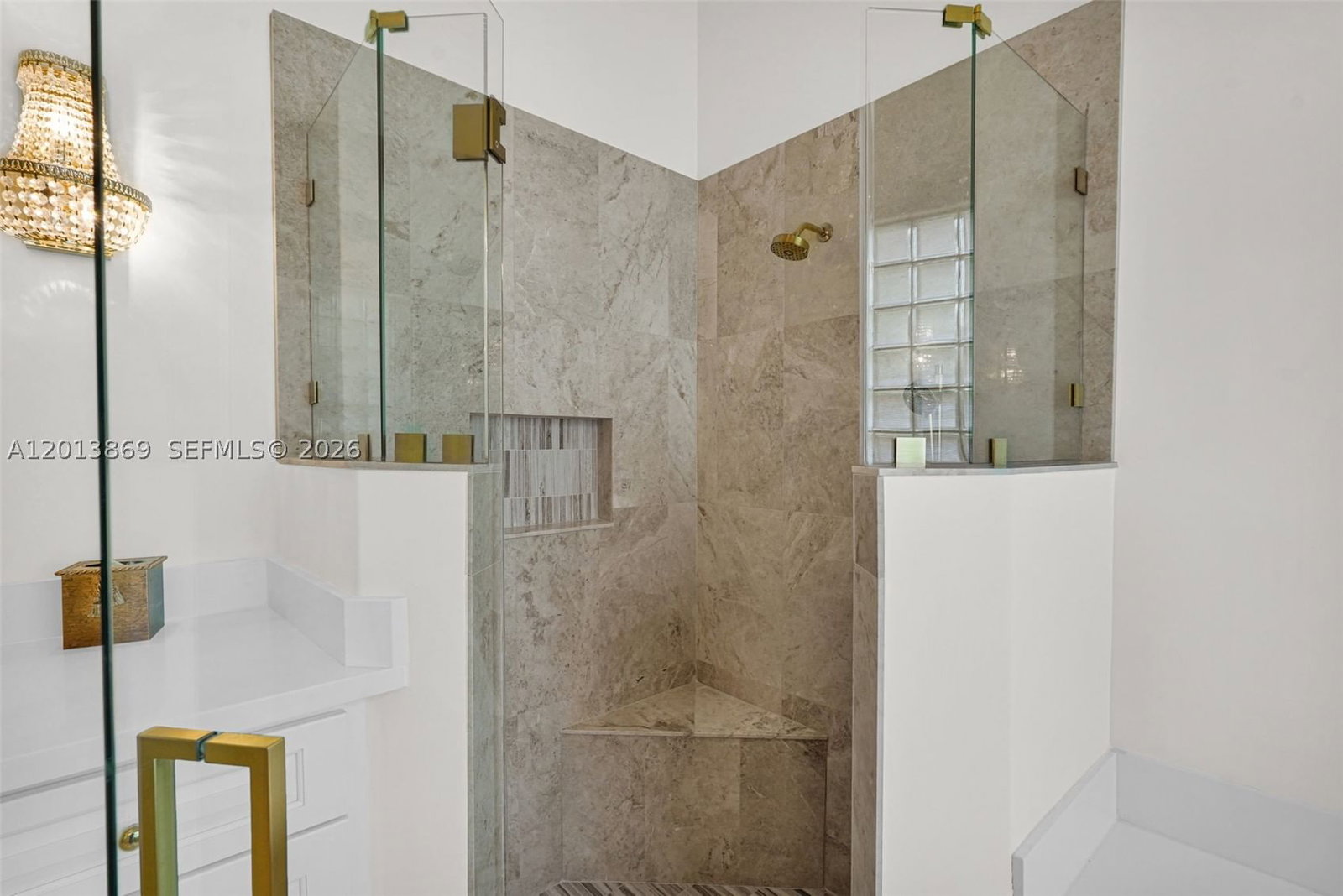 Real estate property located at 2456 Bay Isle Court, Broward, Sector 7 - Parcels F G H, Weston, FL