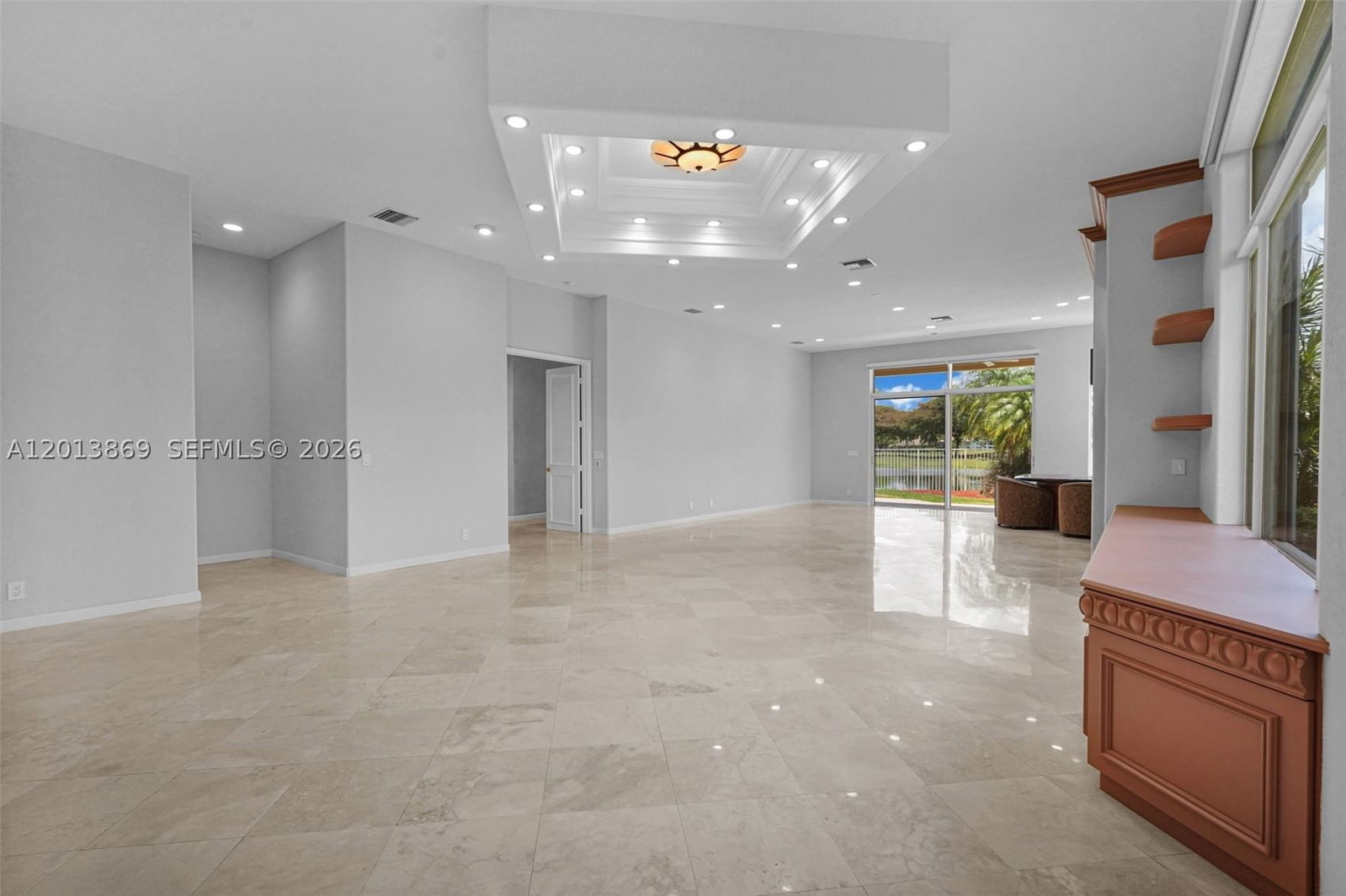 Real estate property located at 2456 Bay Isle Court, Broward, Sector 7 - Parcels F G H, Weston, FL