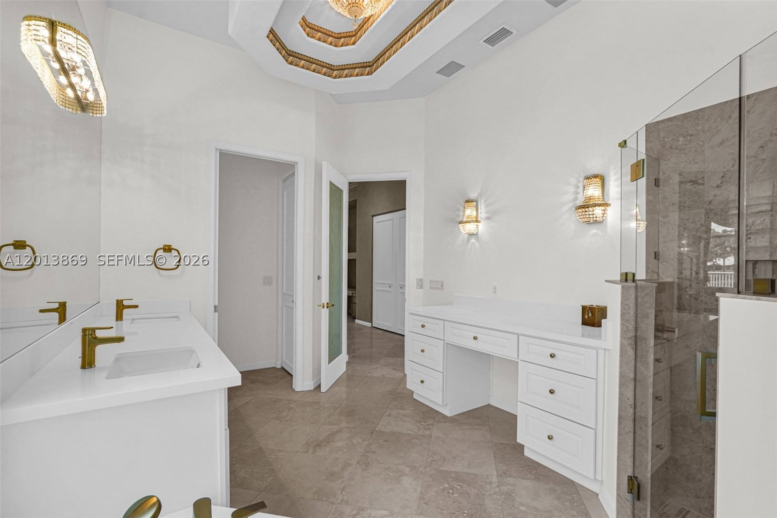 Real estate property located at 2456 Bay Isle Court, Broward, Sector 7 - Parcels F G H, Weston, FL