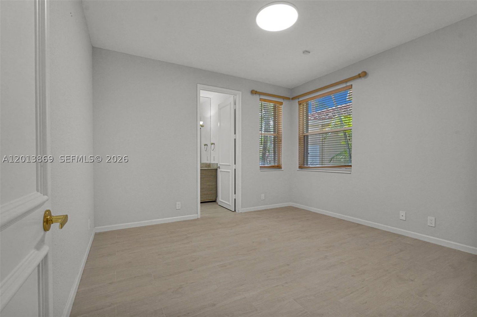 Real estate property located at 2456 Bay Isle Court, Broward, Sector 7 - Parcels F G H, Weston, FL