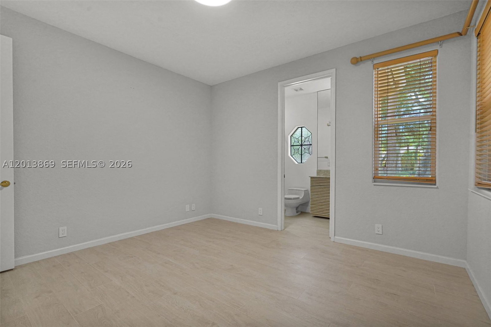 Real estate property located at 2456 Bay Isle Court, Broward, Sector 7 - Parcels F G H, Weston, FL
