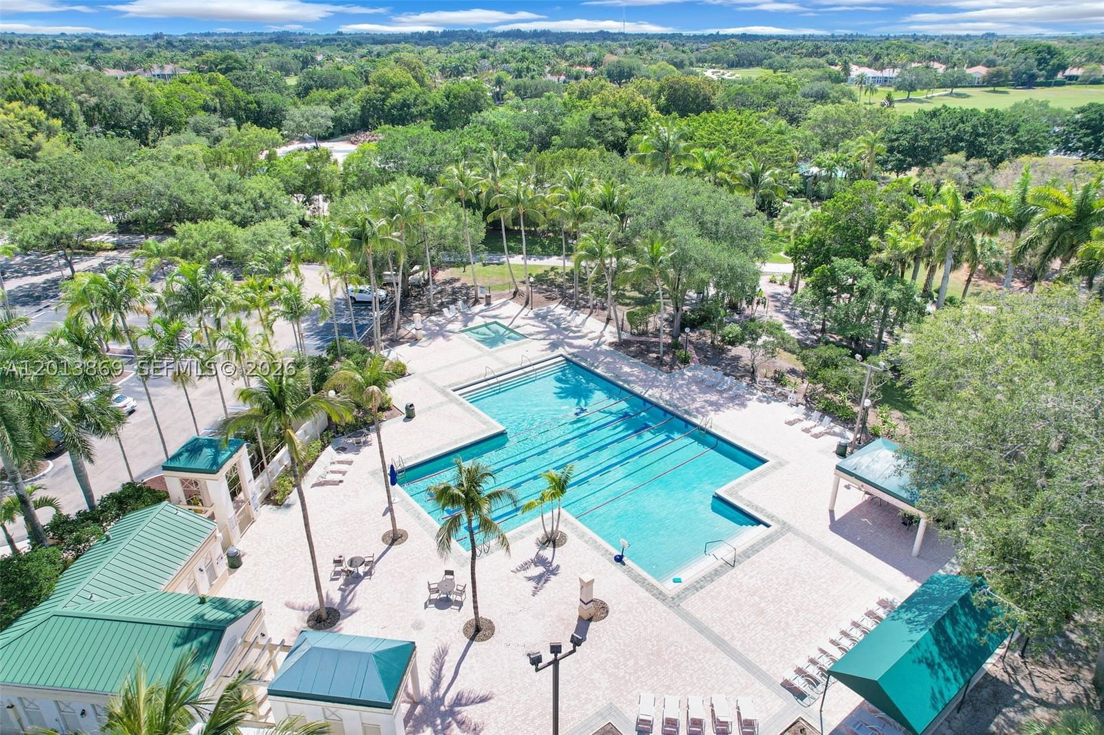 Real estate property located at 2456 Bay Isle Court, Broward, Sector 7 - Parcels F G H, Weston, FL