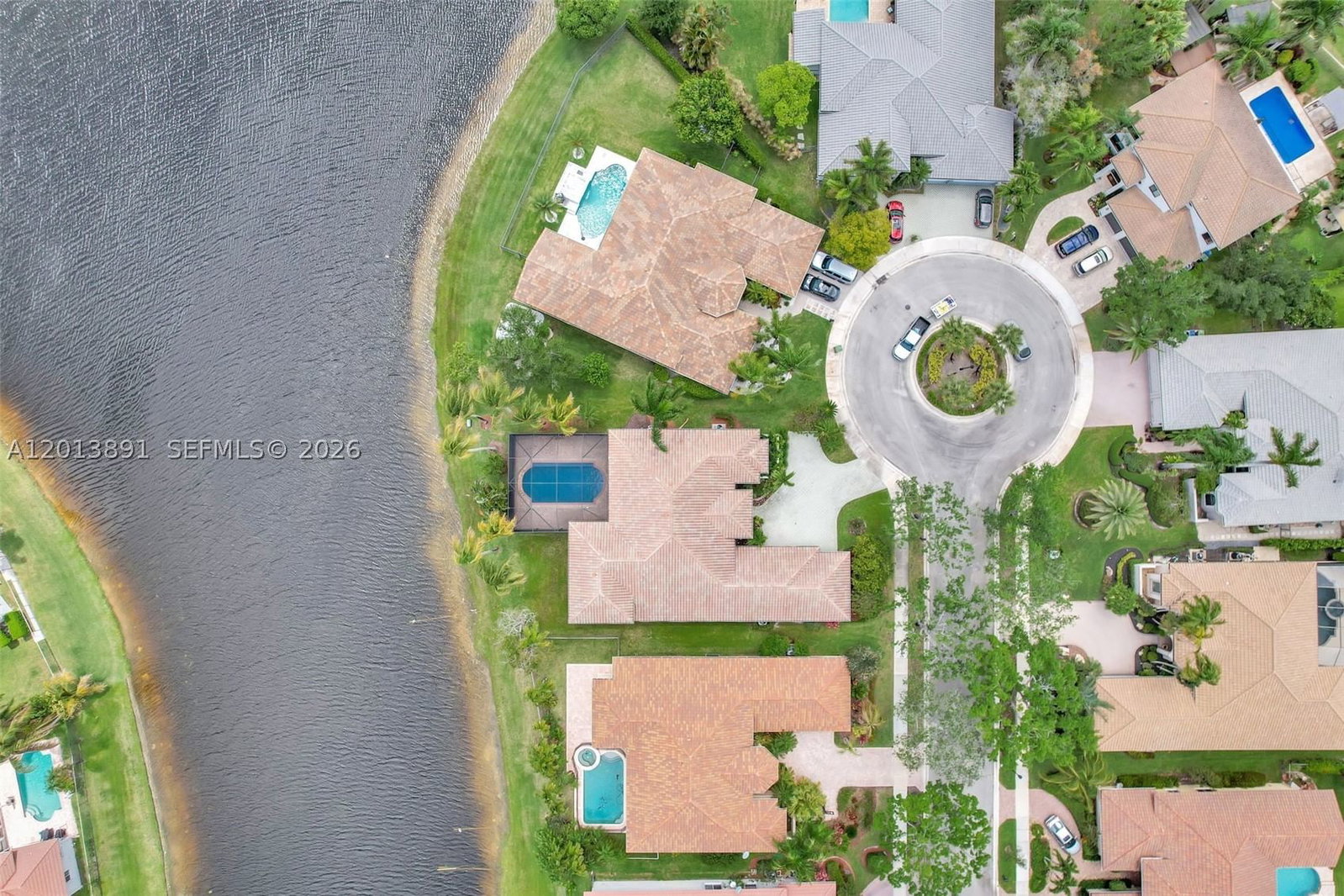 Real estate property located at 2715 Edgewater Court, Broward, Sector 7 South, Weston, FL