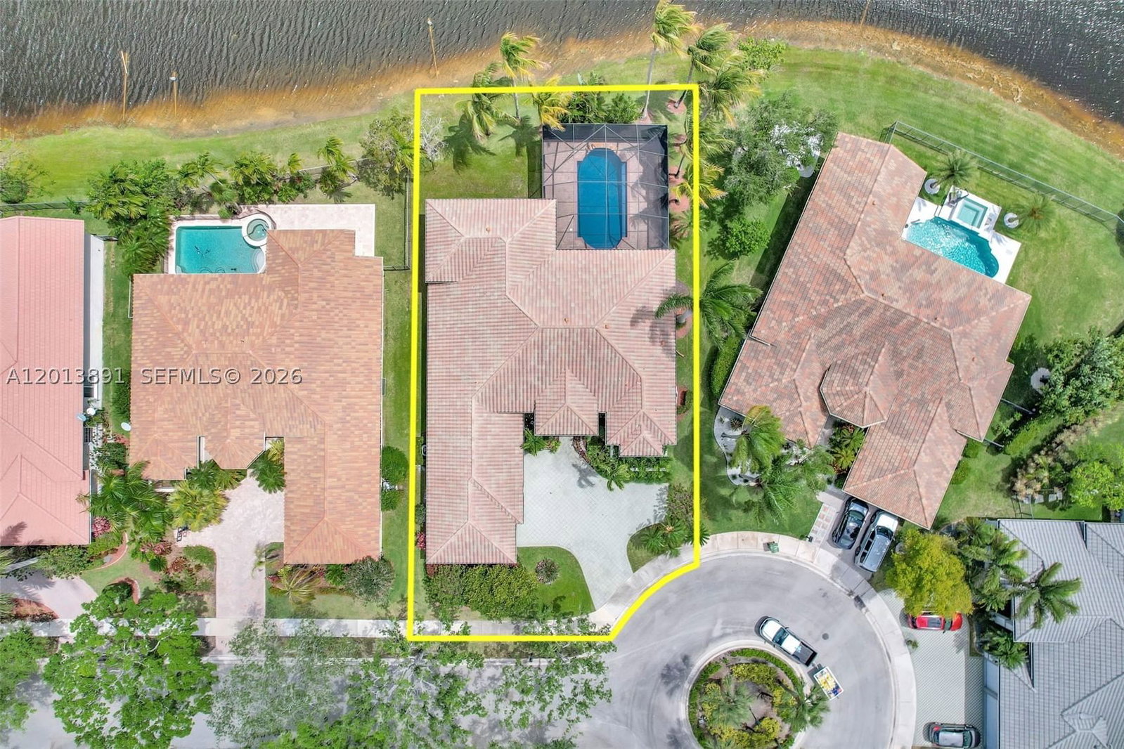 Real estate property located at 2715 Edgewater Court, Broward, Sector 7 South, Weston, FL