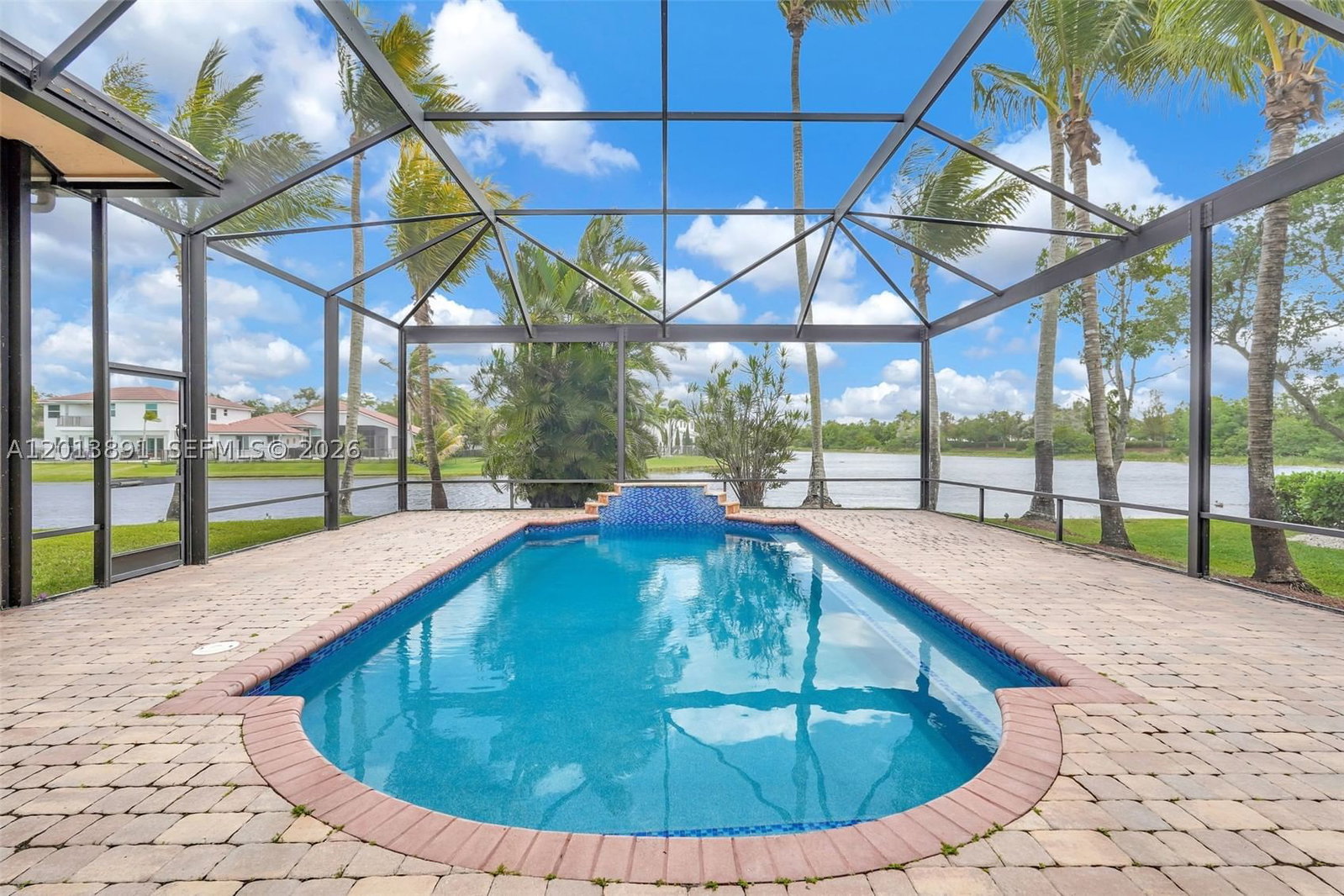 Real estate property located at 2715 Edgewater Court, Broward, Sector 7 South, Weston, FL