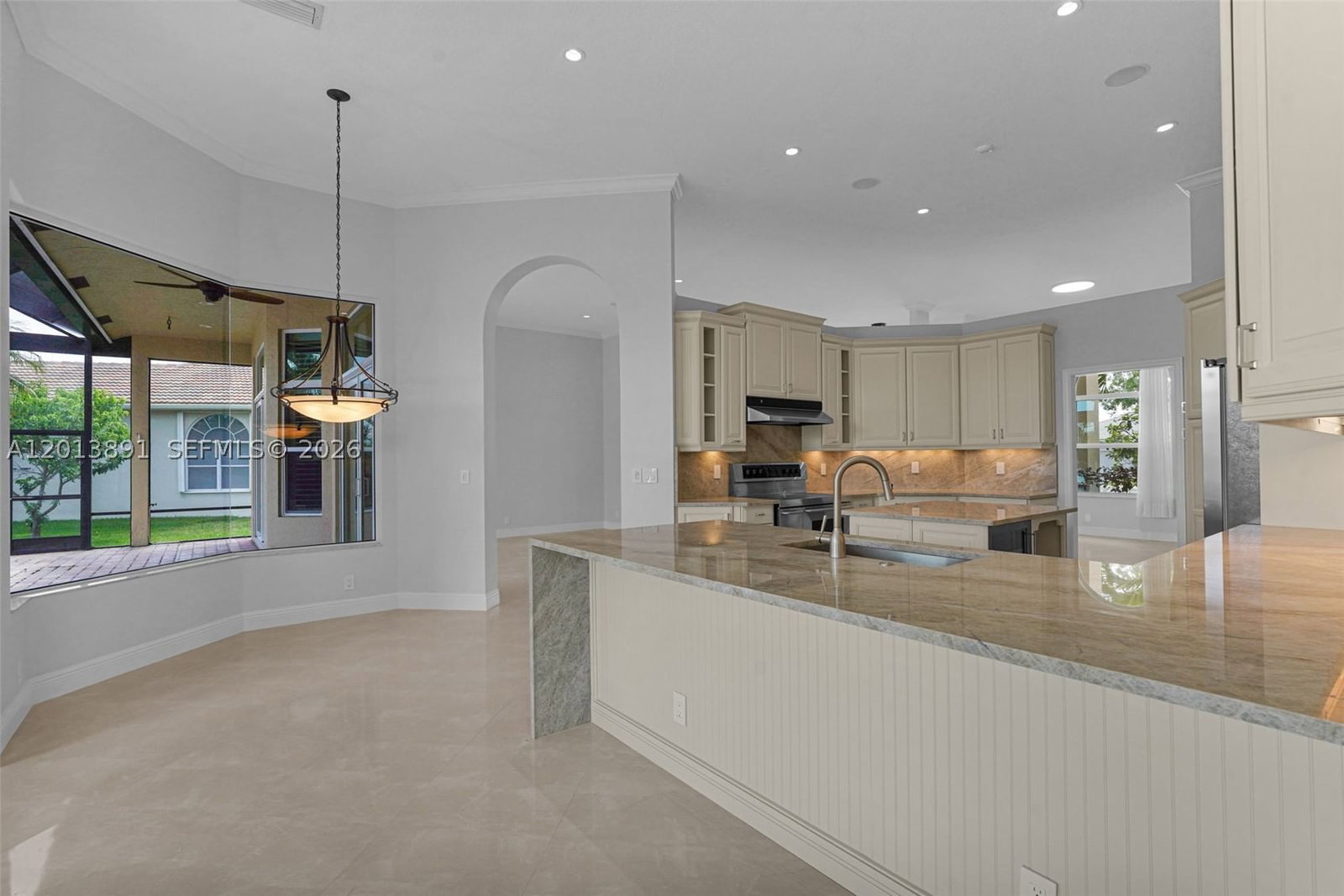 Real estate property located at 2715 Edgewater Court, Broward, Sector 7 South, Weston, FL