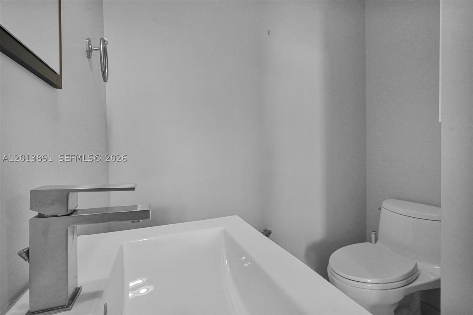 Real estate property located at 2715 Edgewater Court, Broward, Sector 7 South, Weston, FL