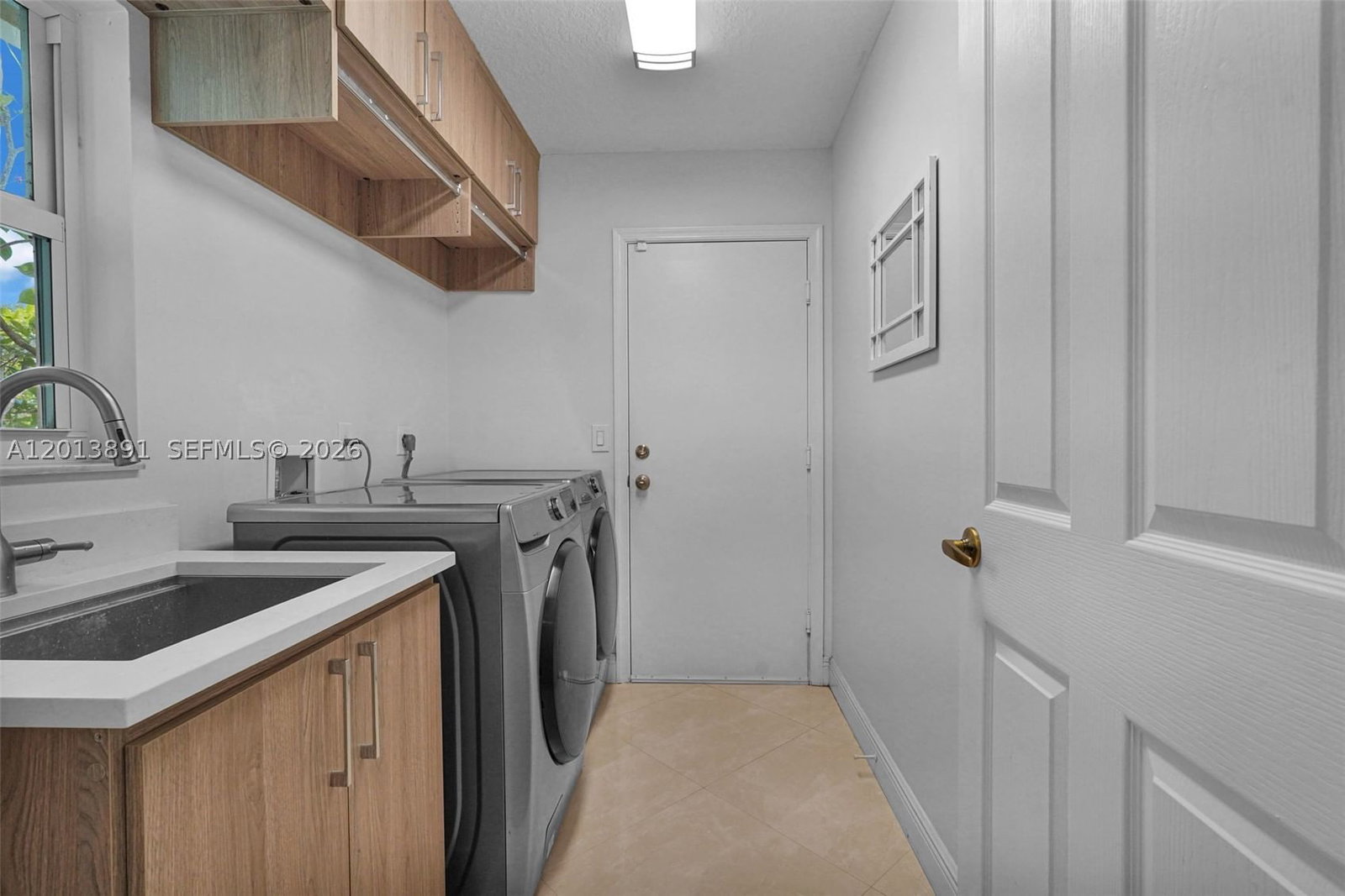 Real estate property located at 2715 Edgewater Court, Broward, Sector 7 South, Weston, FL