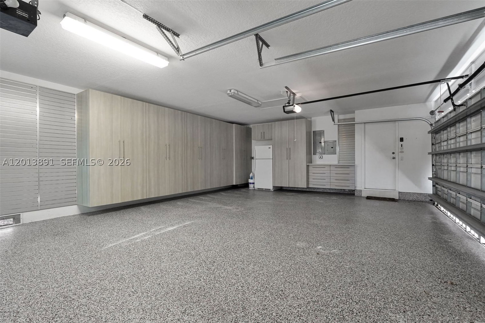 Real estate property located at 2715 Edgewater Court, Broward, Sector 7 South, Weston, FL