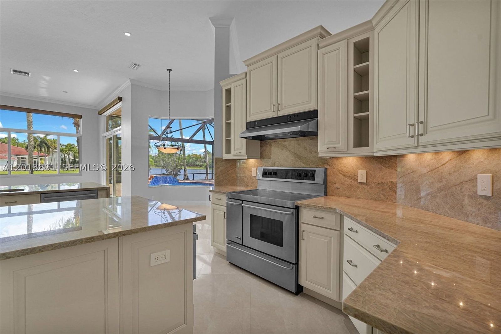 Real estate property located at 2715 Edgewater Court, Broward, Sector 7 South, Weston, FL