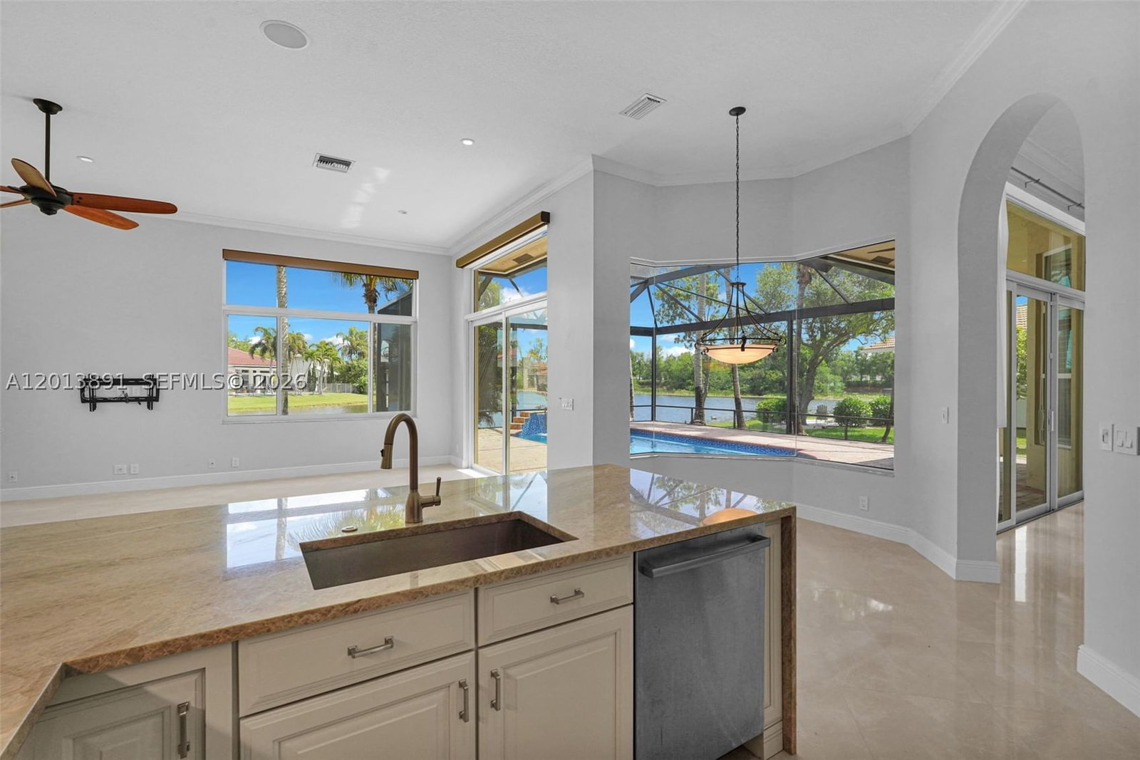 Real estate property located at 2715 Edgewater Court, Broward, Sector 7 South, Weston, FL