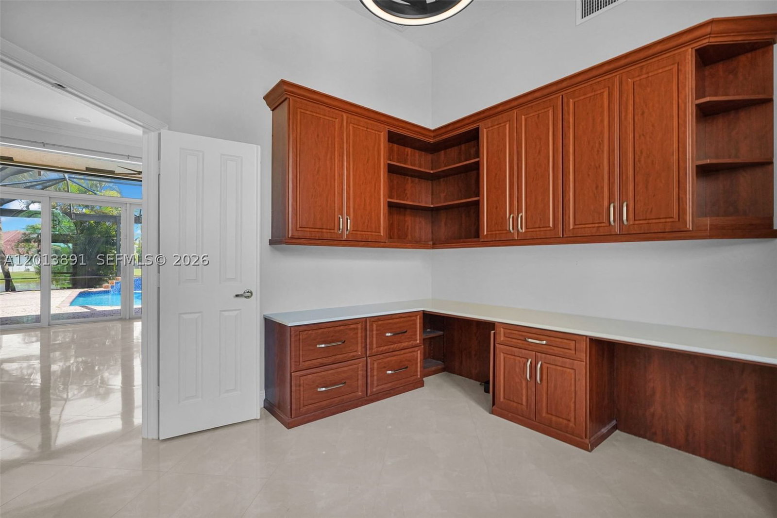 Real estate property located at 2715 Edgewater Court, Broward, Sector 7 South, Weston, FL