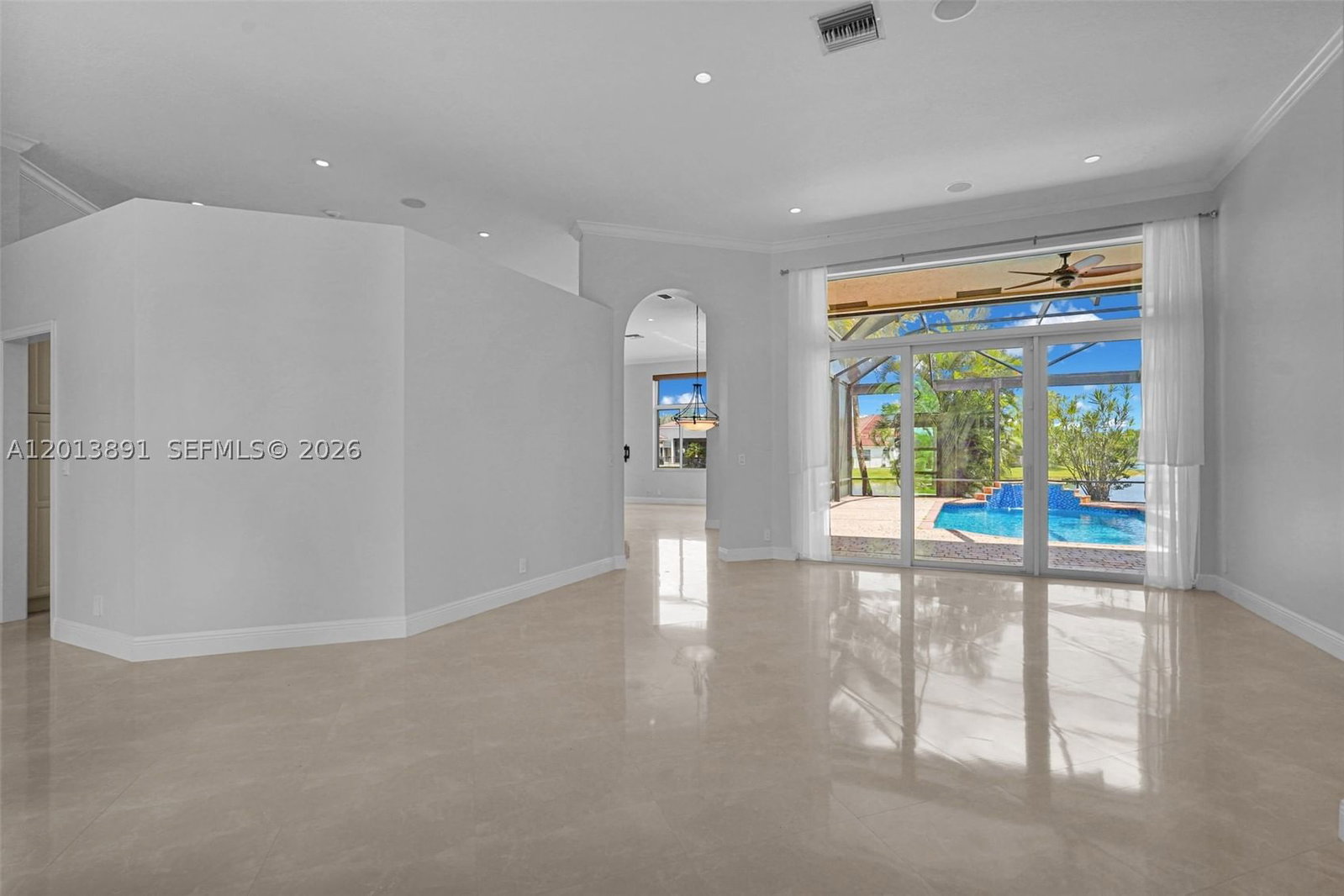 Real estate property located at 2715 Edgewater Court, Broward, Sector 7 South, Weston, FL