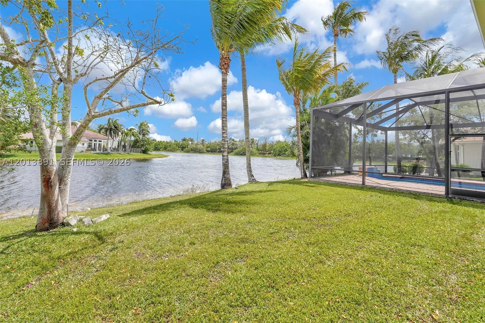 Real estate property located at 2715 Edgewater Court, Broward, Sector 7 South, Weston, FL