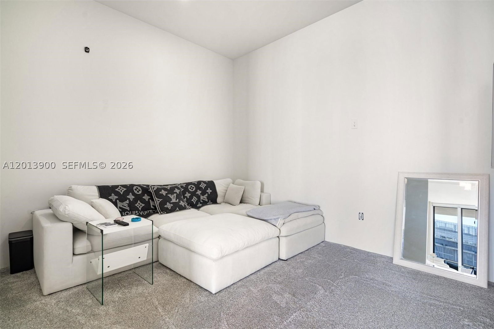 Real estate property located at 801 Miami Ave #5702, Miami-dade, 801 Sma Residences Condo, Miami, FL