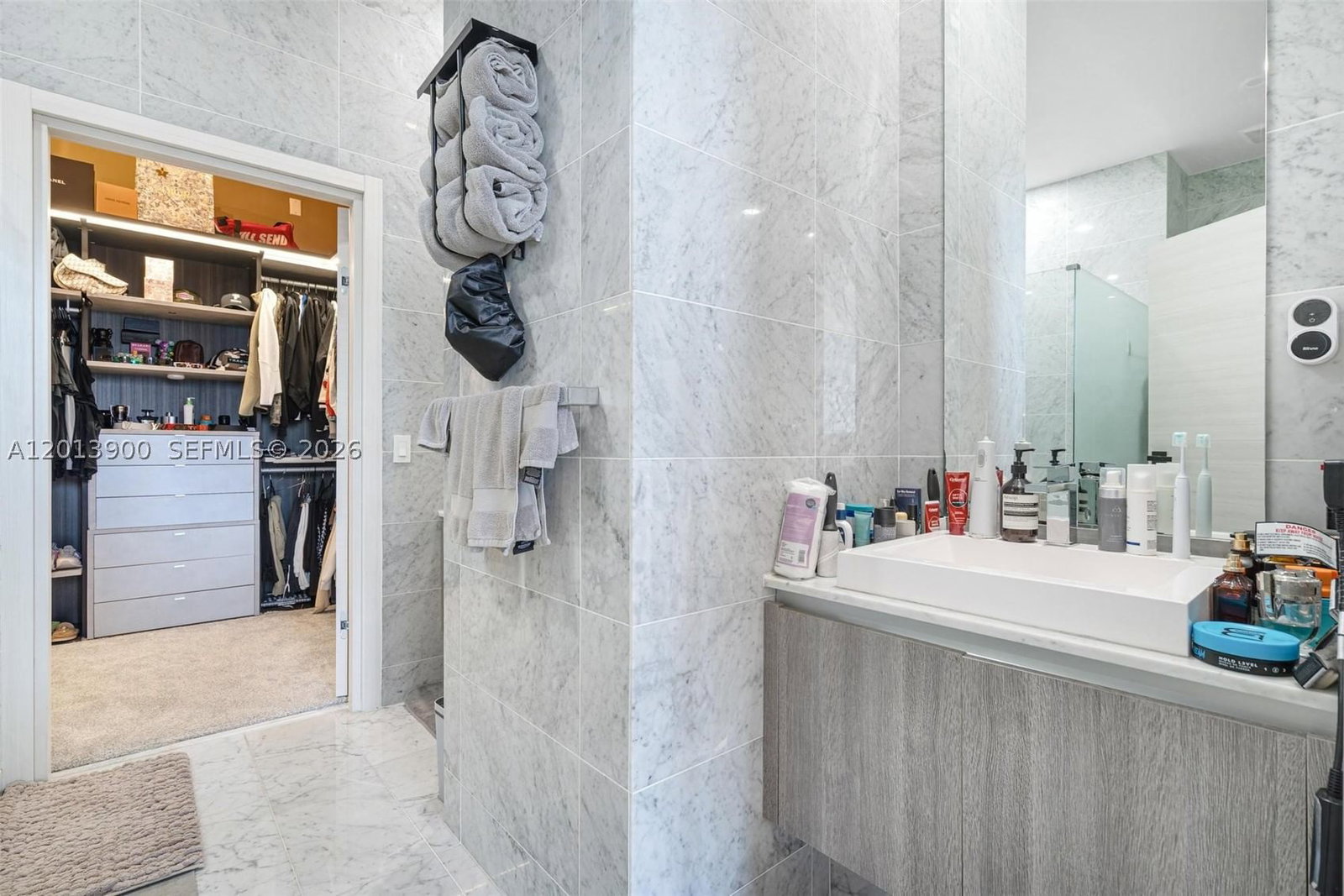 Real estate property located at 801 Miami Ave #5702, Miami-dade, 801 Sma Residences Condo, Miami, FL