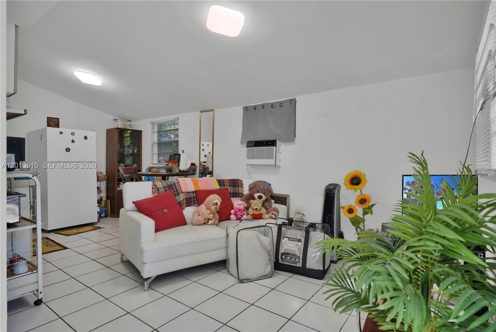 Real estate property located at 201 25th Ave, Miami-dade, Glenroyal Sub, Miami, FL