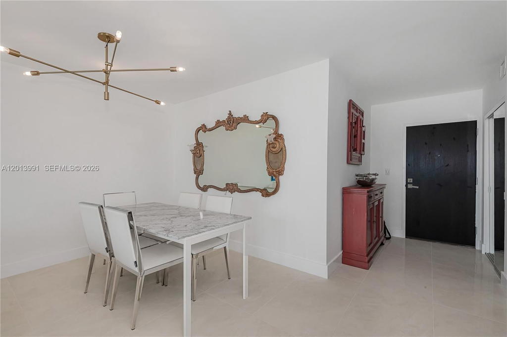Real estate property located at 90 ALTON RD #1007, Miami-dade, Yacht Club At Portofino, Miami Beach, FL