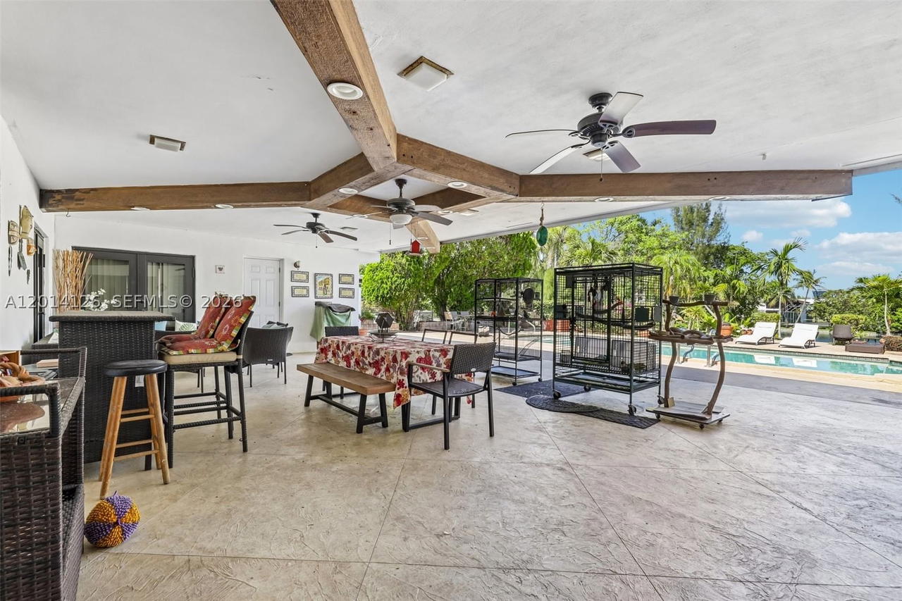 Real estate property located at 19805 22nd Ave, Miami-dade, North Lake Estates, Miami, FL