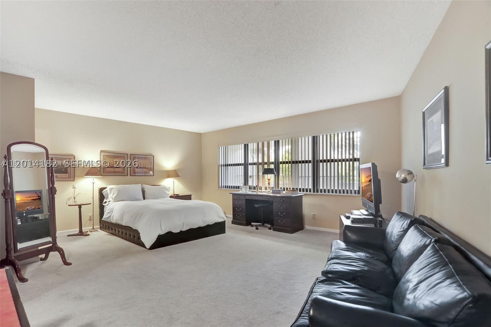 Real estate property located at 1800 Ocean Blvd #210, Broward, Hampton Beach Club Condo, Lauderdale By The Sea, FL