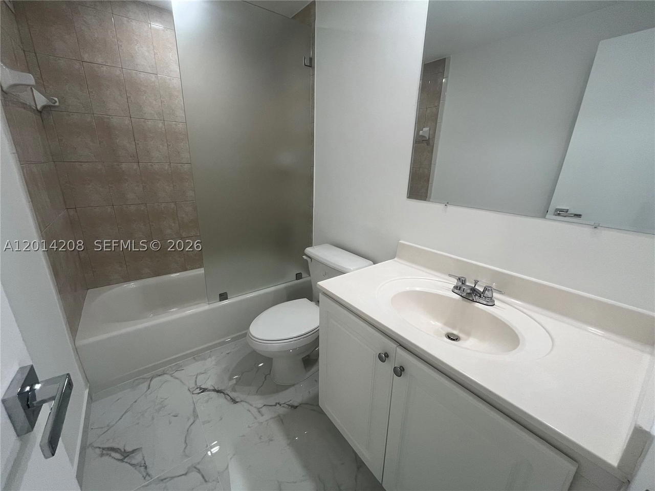 Real estate property located at 3505 Ocean Dr #210, Broward, Alexander Towers Condo, Hollywood, FL
